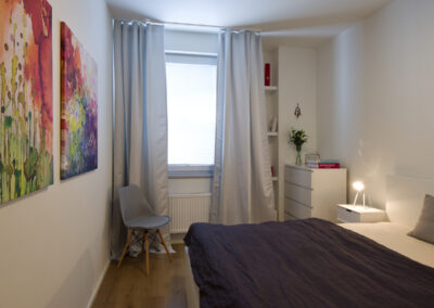 ložnice, obrazy, barvy, závěsy, police