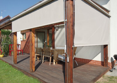 Rekonstrukce, rodinný dům, přízemí, sezení na terase, terasa, zastínění terasy