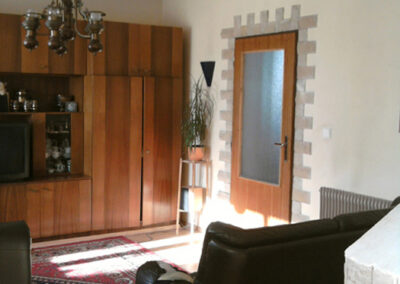 Proměna obývacího pokoje, RD Nučice, původní stav, původní nábytek, původní dveře, starý nábytek, staré dveře