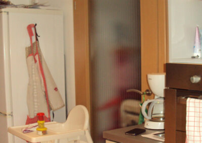 Rekonstrukce, rodinný dům, přízemí, původní stav, stará kuchyně, staré dveře