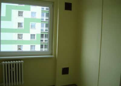 Panelákový byt, původní stav, původní kuchyně, strašná kuchyň, stará kuchyň, bourání, bourací práce